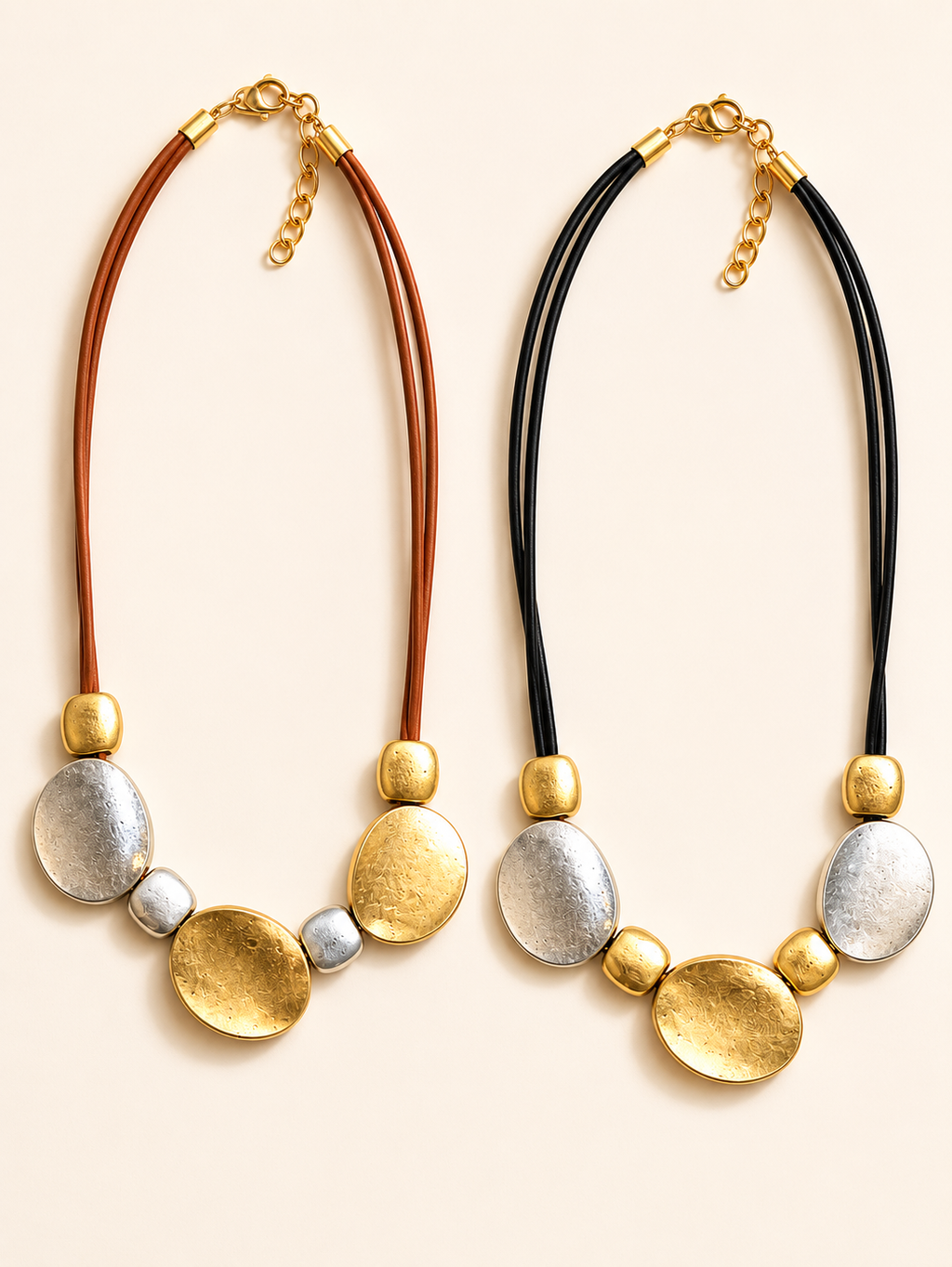 Le Collier Composition